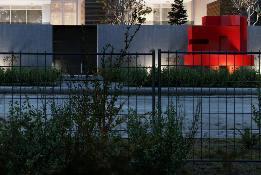 Multi Housing