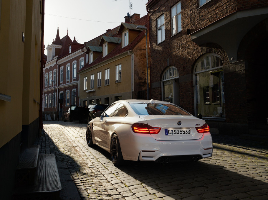 R&D HDRI + Backplate