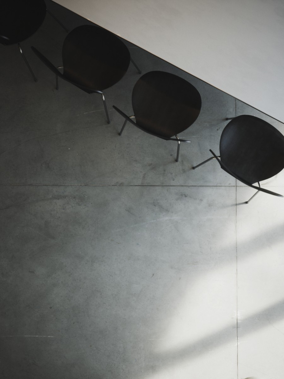 Insane concrete floor