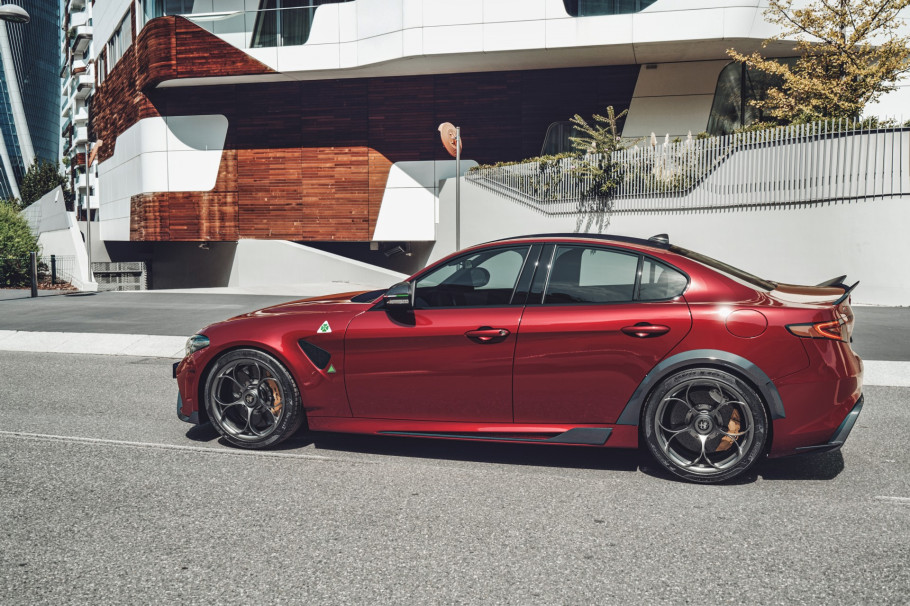 Alfaromeo Giulia GTA