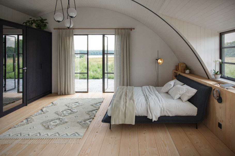 Nissen Hut - Bedroom