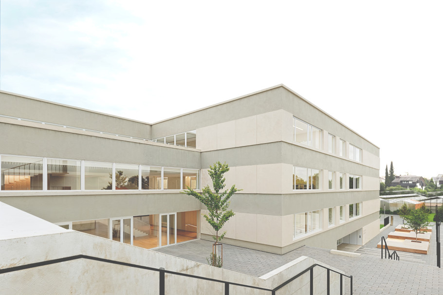 European School