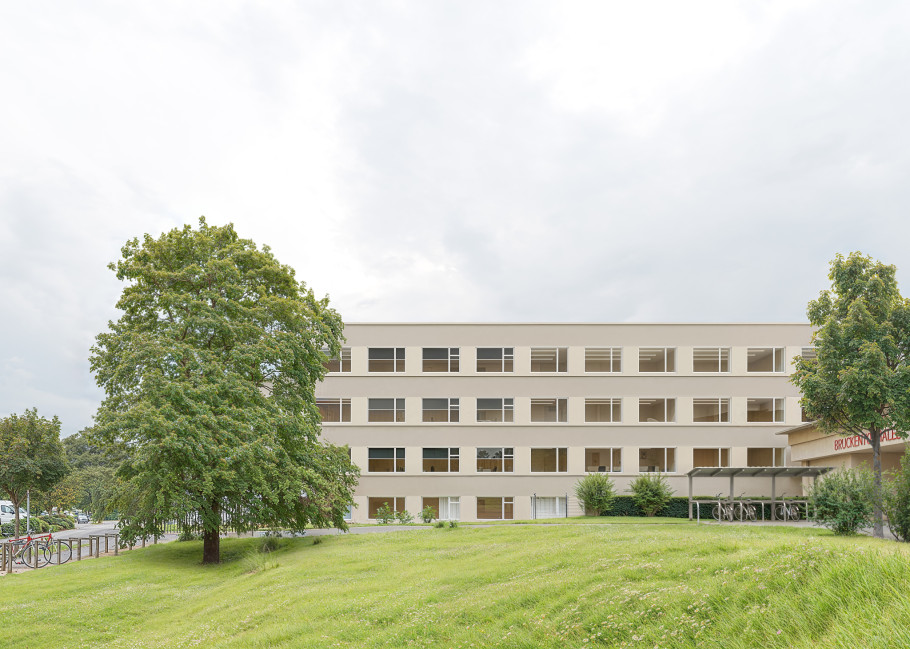 European School