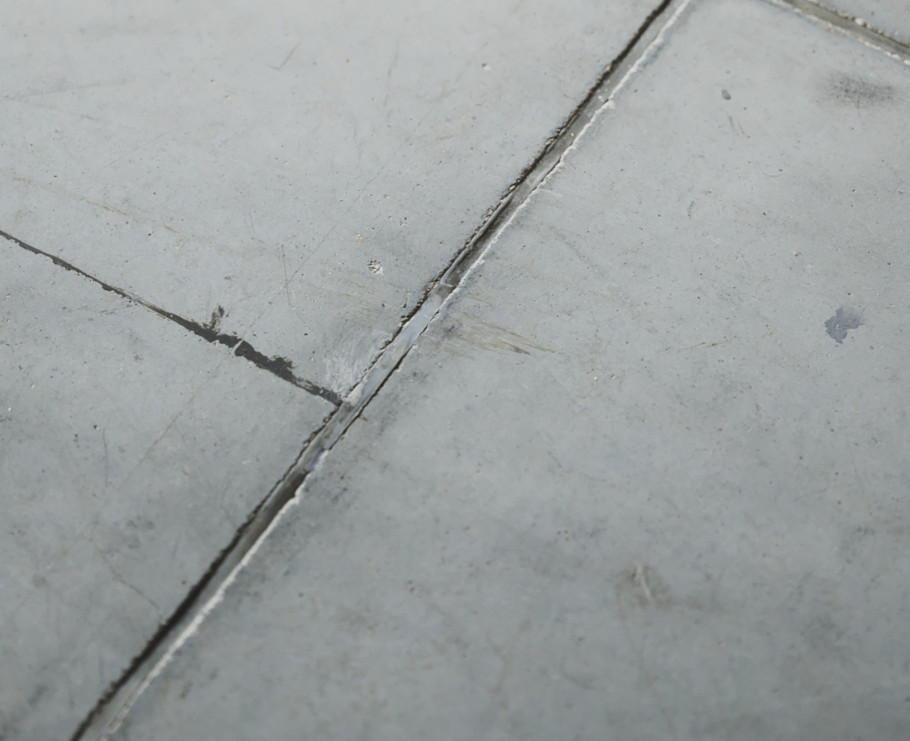 Insane concrete floor